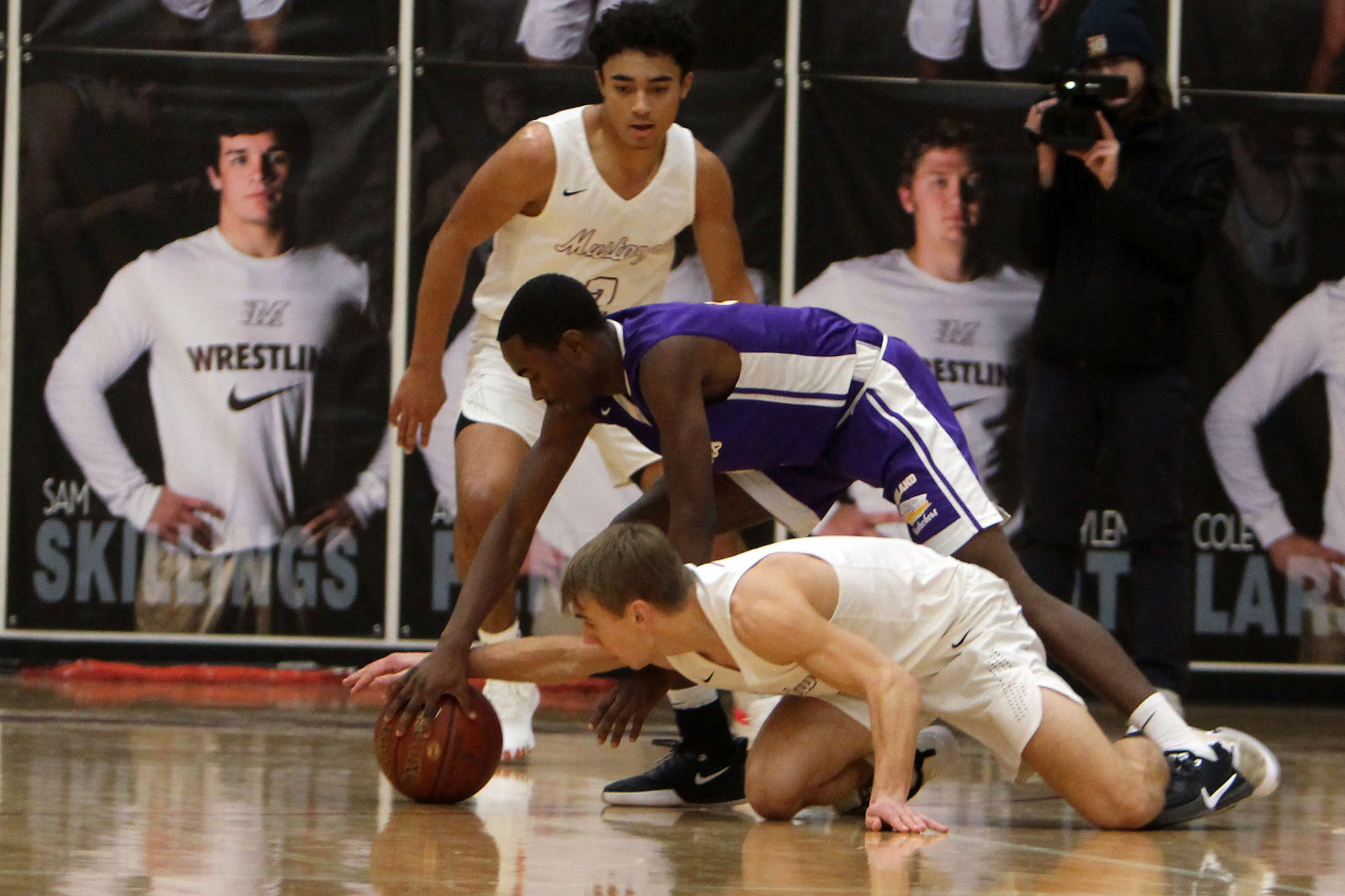 Ashland at Menomonie boys basketball 12-27-19